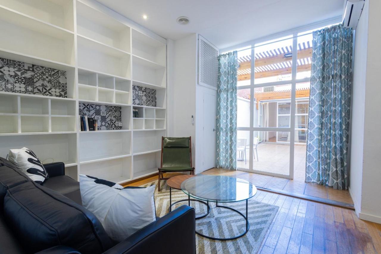 Florit Flats - The Vella Apartment Валенсия Екстериор снимка
