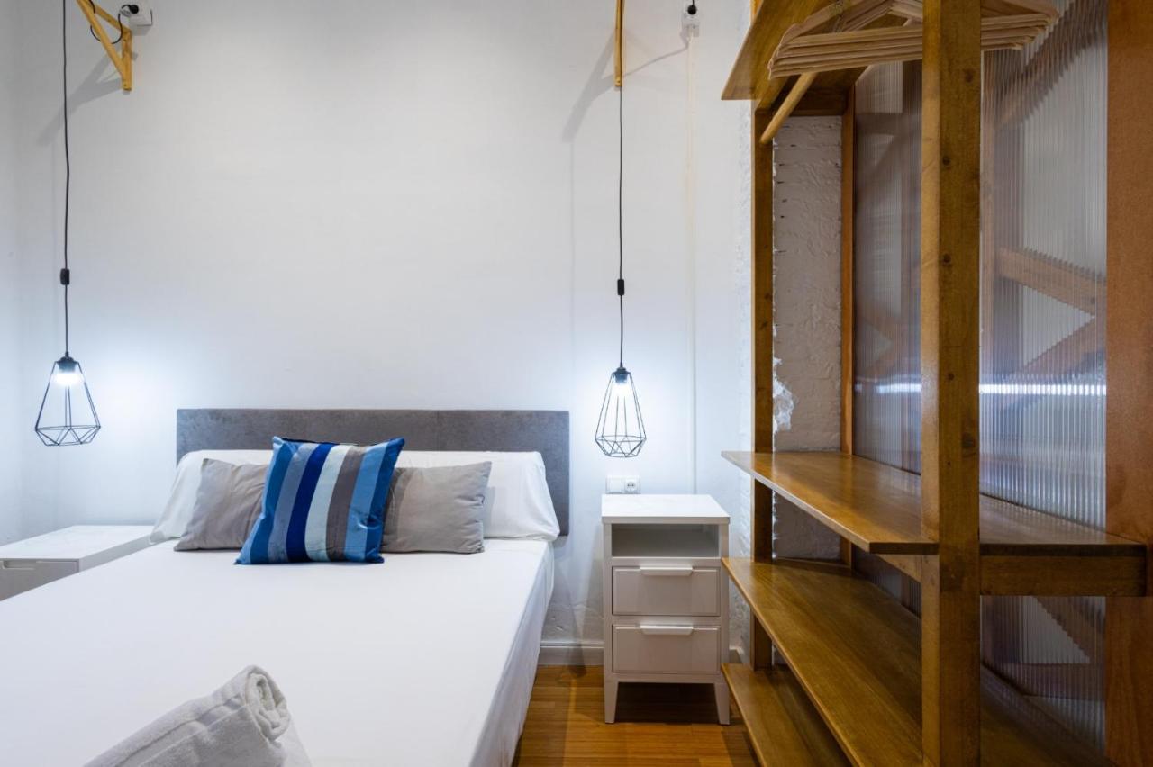 Florit Flats - The Vella Apartment Валенсия Екстериор снимка