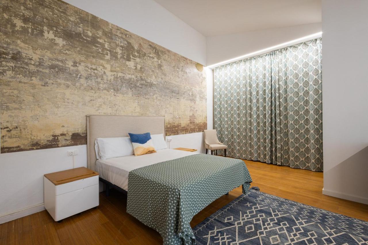 Florit Flats - The Vella Apartment Валенсия Екстериор снимка