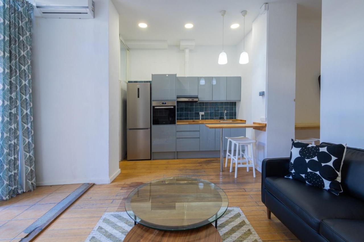 Florit Flats - The Vella Apartment Валенсия Екстериор снимка