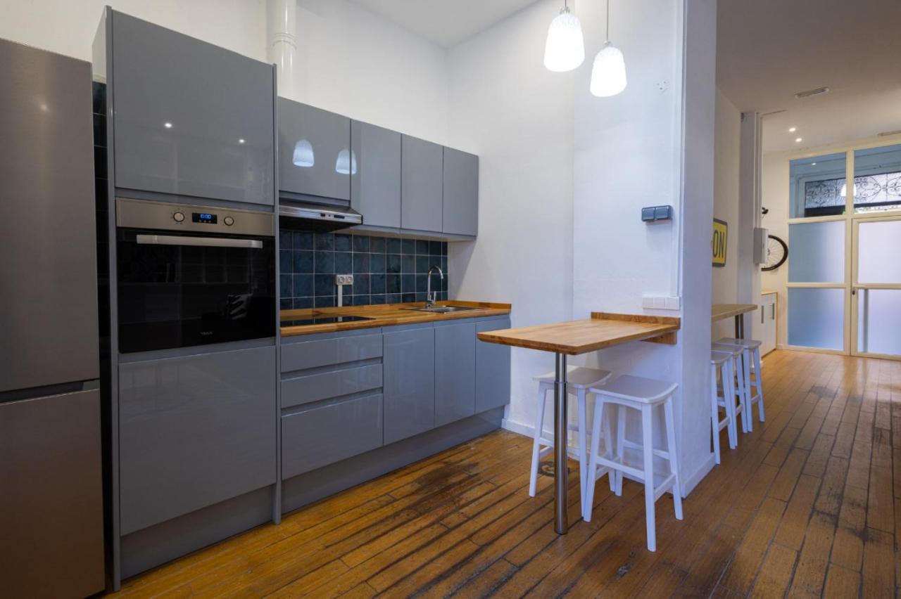Florit Flats - The Vella Apartment Валенсия Екстериор снимка