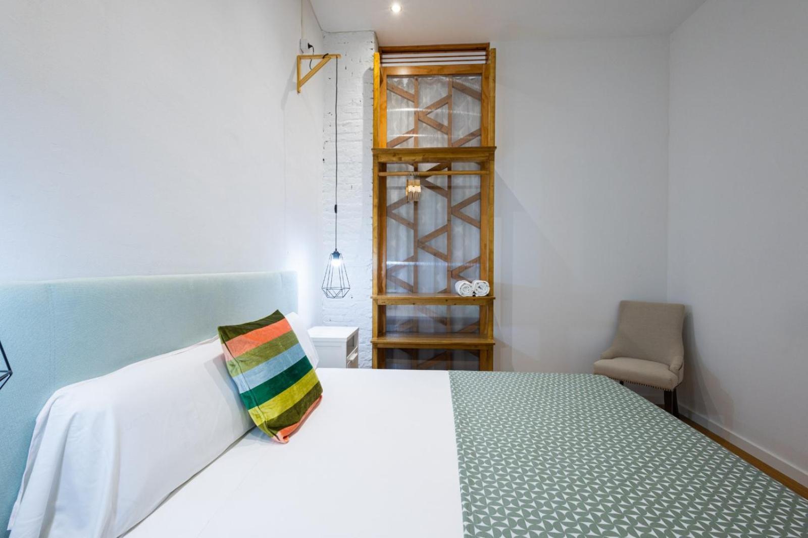Florit Flats - The Vella Apartment Валенсия Екстериор снимка
